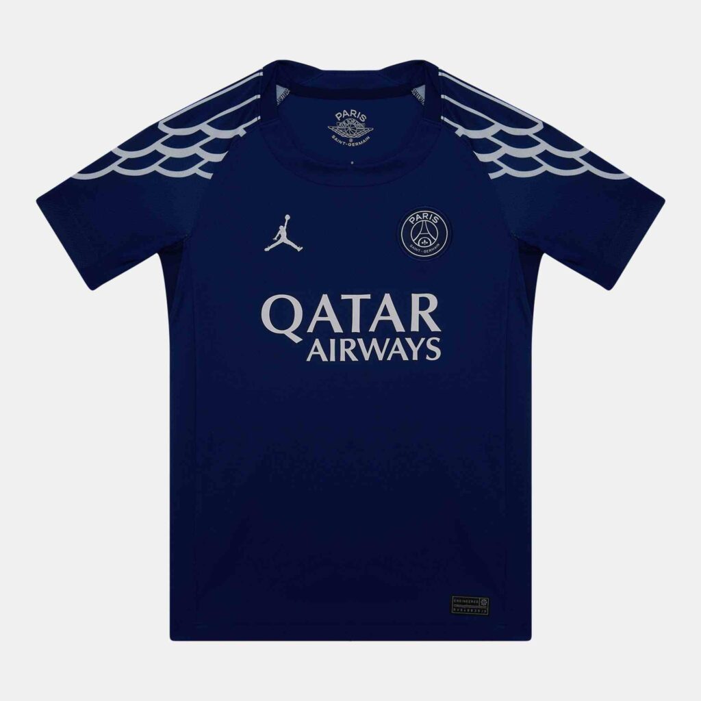 An image of one of the best kids' football jerseys with raglan sleeves